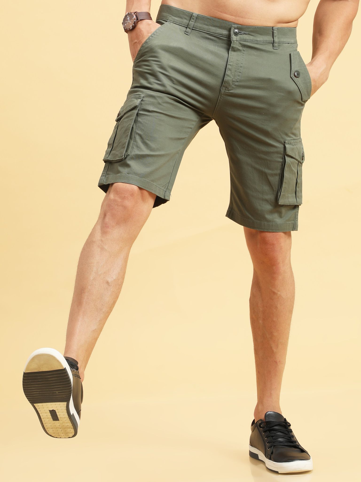 Cargo Olive shorts