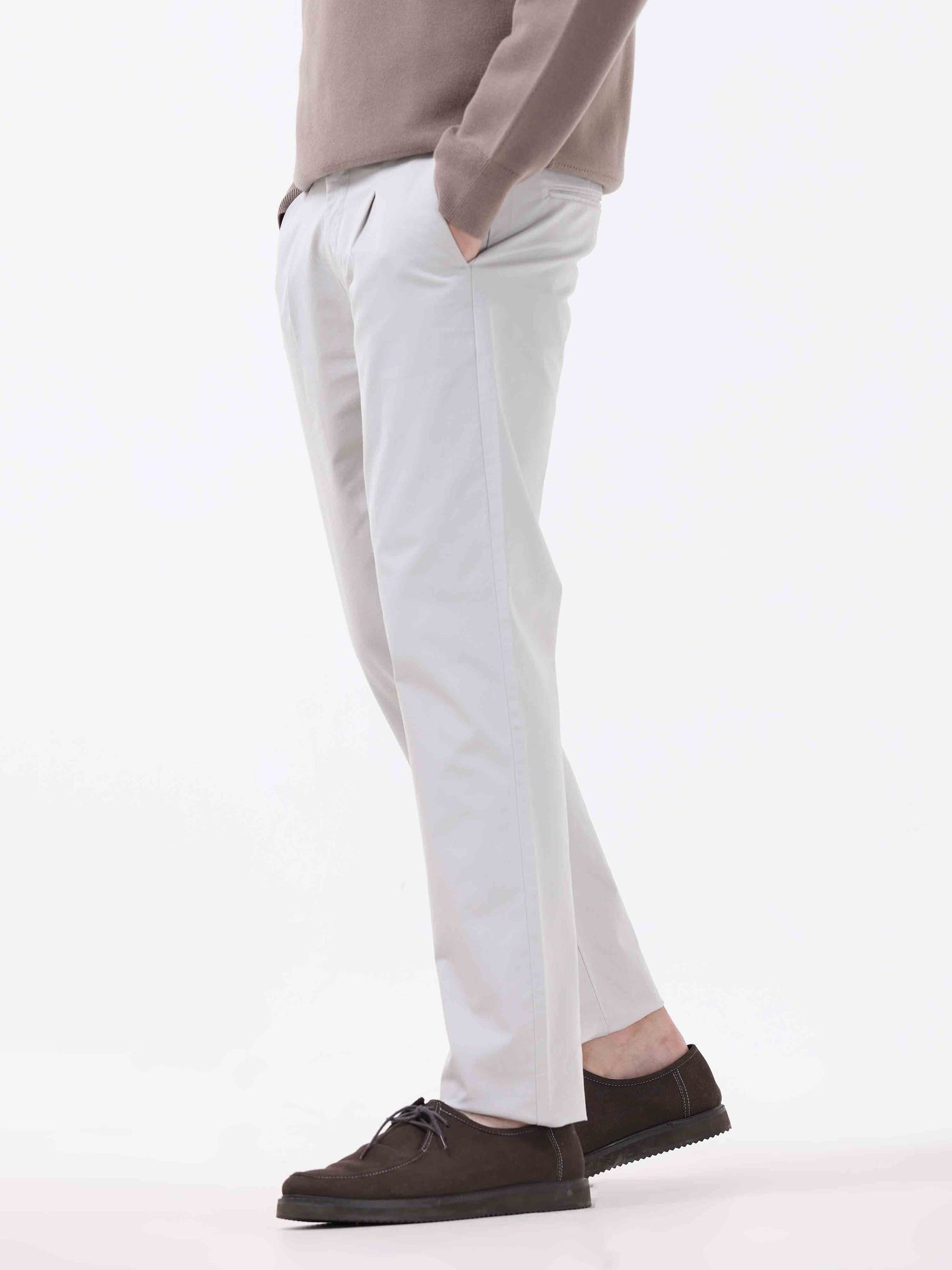 Essential Pleated Powder White Fine Twill Pant