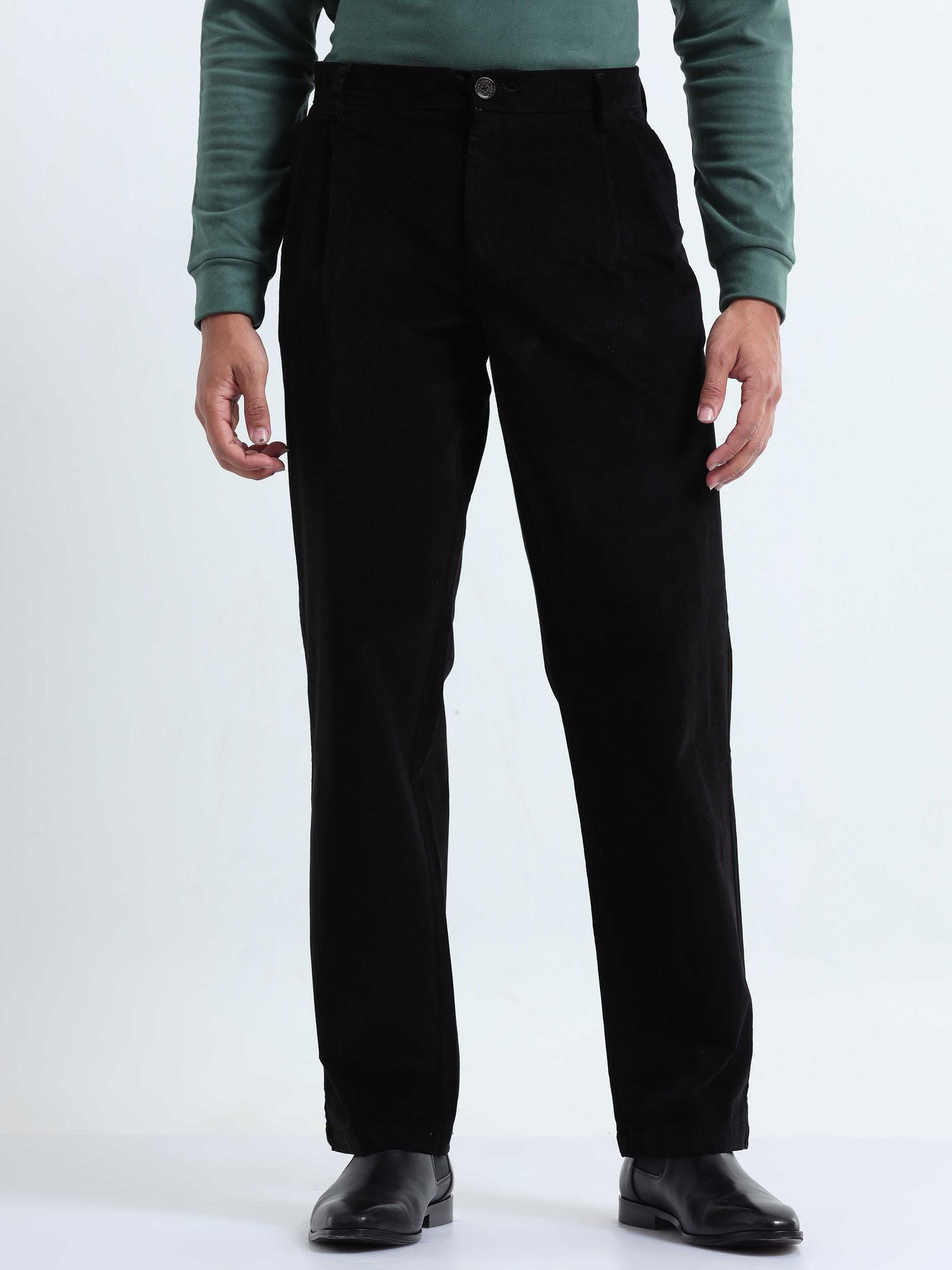 Soft Corduroy Black Relaxed Pleated Pant