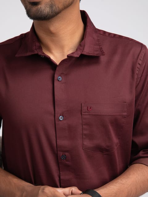 Maroon 2-way stretch plain shirt 23USH1322