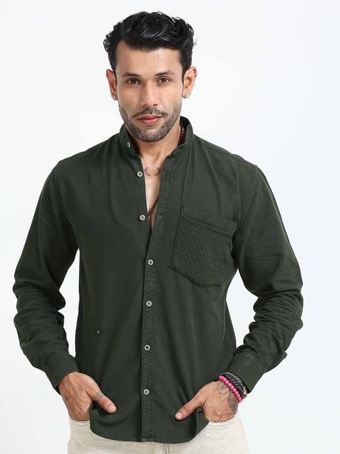 Elevated Essentials Comfort Shirt In Green