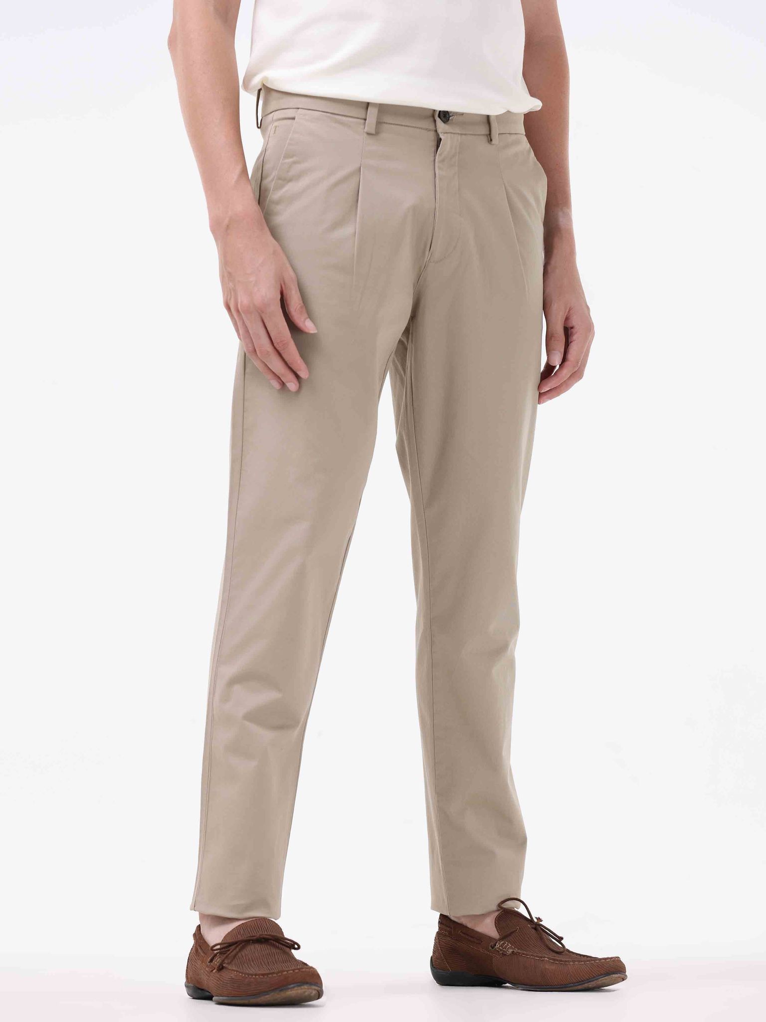 Essential Pleated Khaki Fine Twill Pant