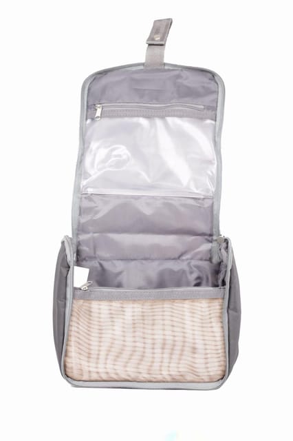 American Tourister  Hanging Toiletry Kit Grey