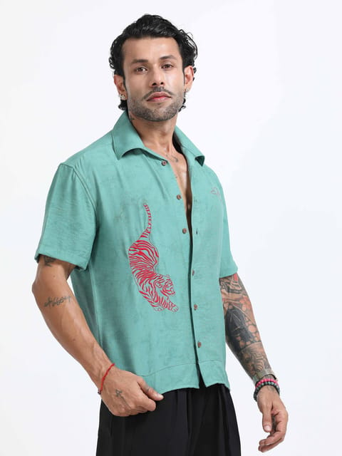 Tiger Embroidered Shirt In Green