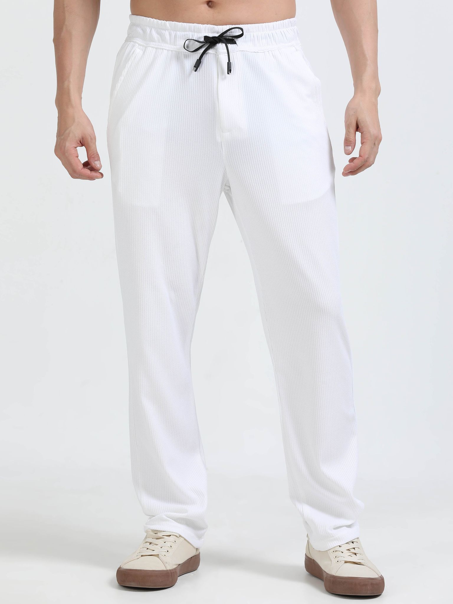 Men Popcorn Traveller Trouser-White