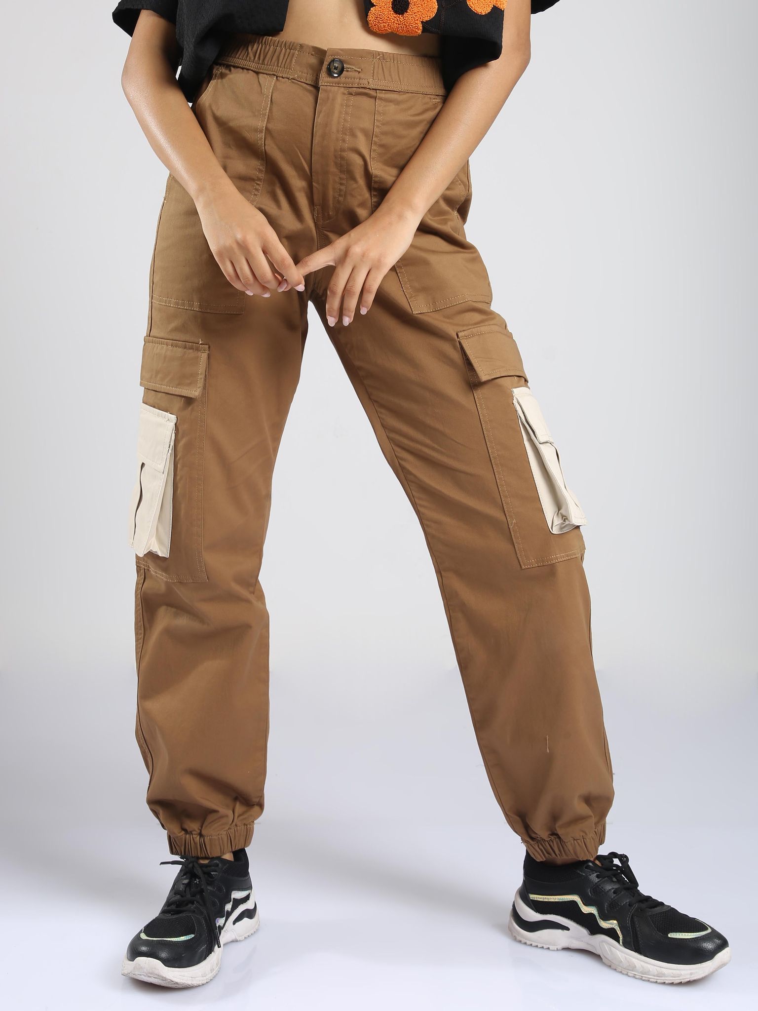 Women Jogger-Brown