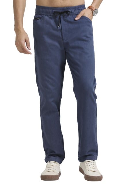 Men Relaxed Airport Traveller Trouser-Navy