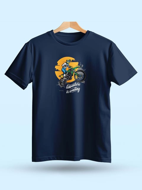 Caslay Sustainable - Adventure Is Waiting - Navy Blue Crew Neck Printed T-Shirt