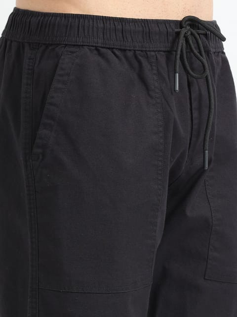 Men Corn Airport Jogger-Black